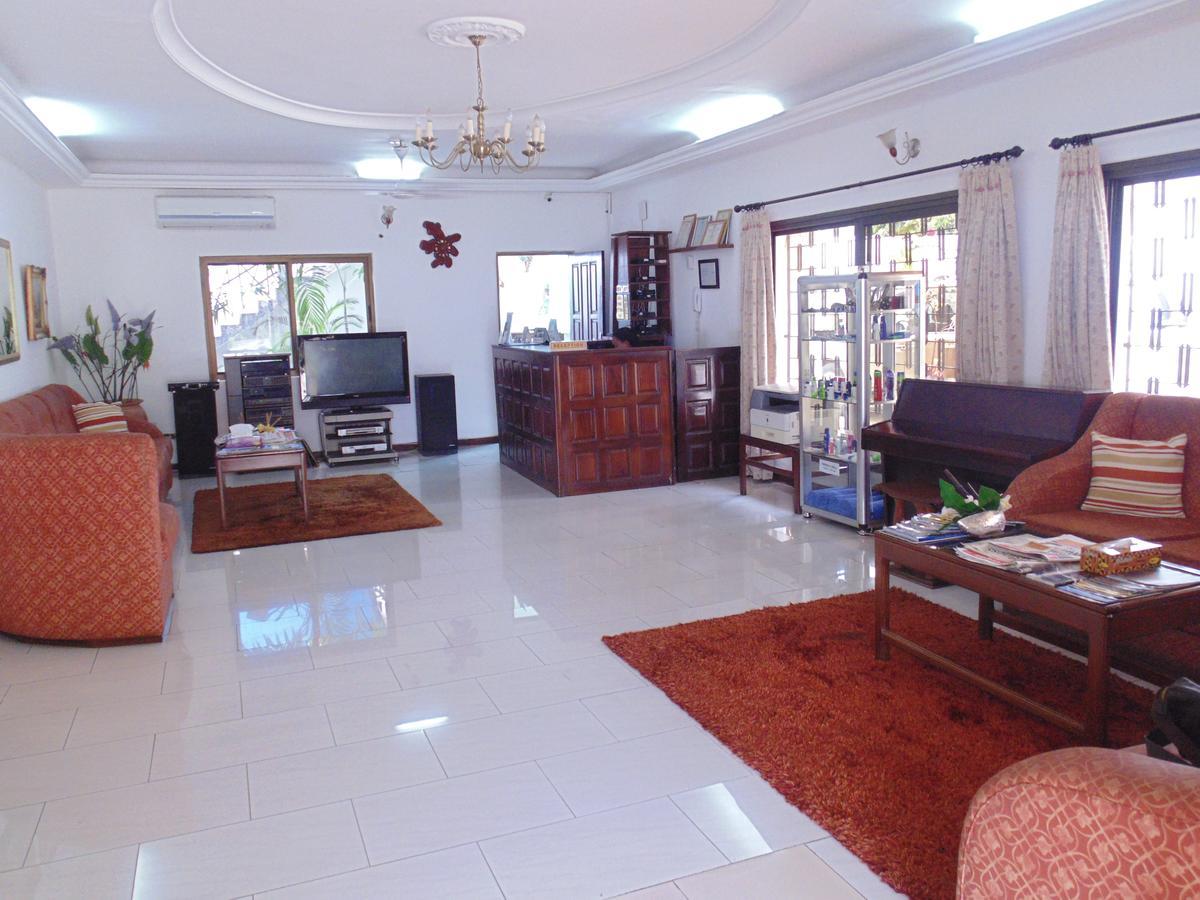 Lavender Lodge Hotel Accra Kültér fotó