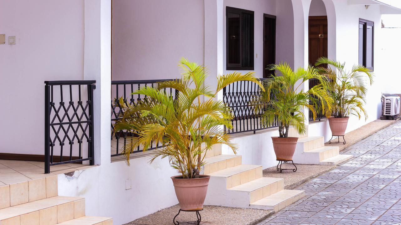 Lavender Lodge Hotel Accra Kültér fotó