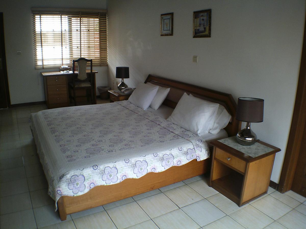 Lavender Lodge Hotel Accra Kültér fotó